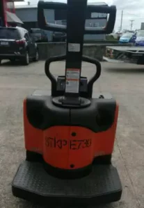 Crown pallet jack
